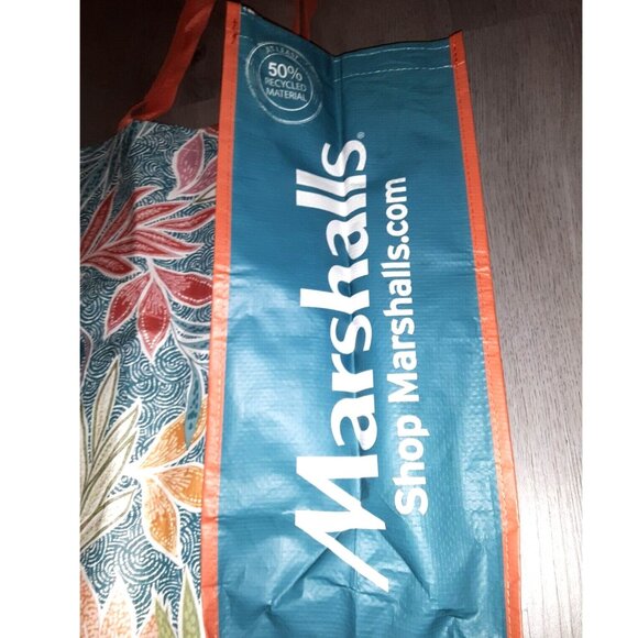 Marshalls TJ Maxx - Picture 3 of 7